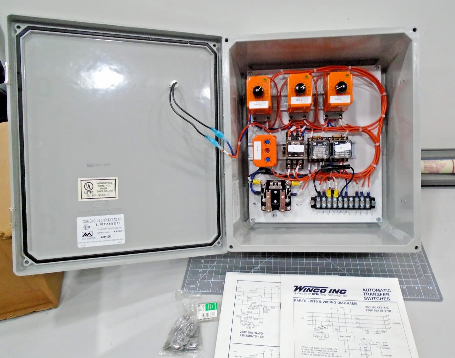 NEW Winco Automatic Transfer Switch 110/60 ATS-3C  TDU-12-DKA Enclosure CCT-24