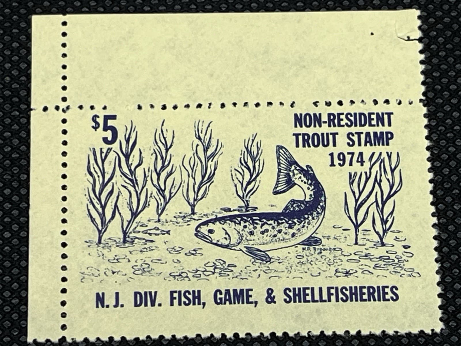 VINTAGE LOT OF 8 NEW JERSEY NON-RESIDENT TROUT STAMPS MNH Set #4 5