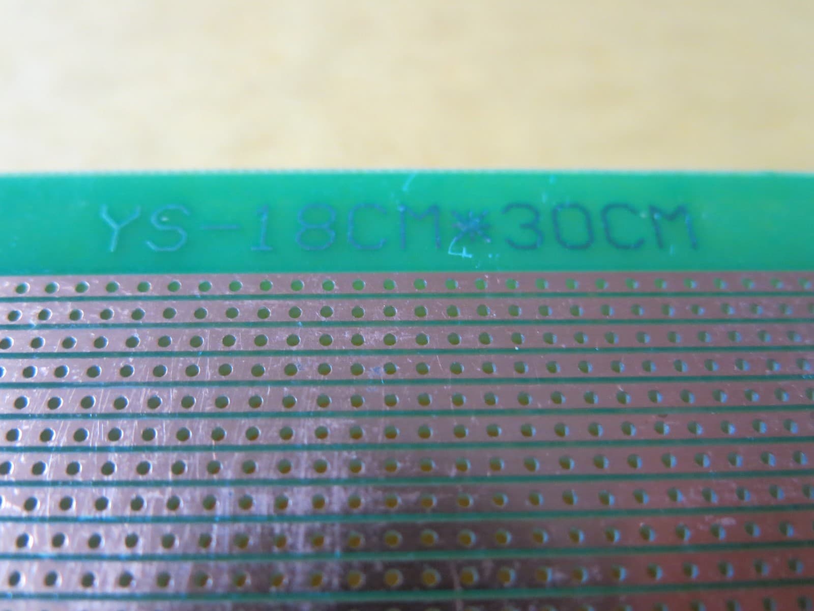 18x30cm Stripboard Prototype paper circuit Board Breadboard vero joint hole FR4 4