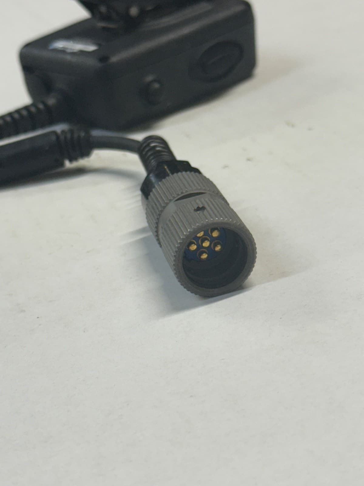 Harris PTT Push-To-Talk Speaker Mic 12041-3150-02 1832 5