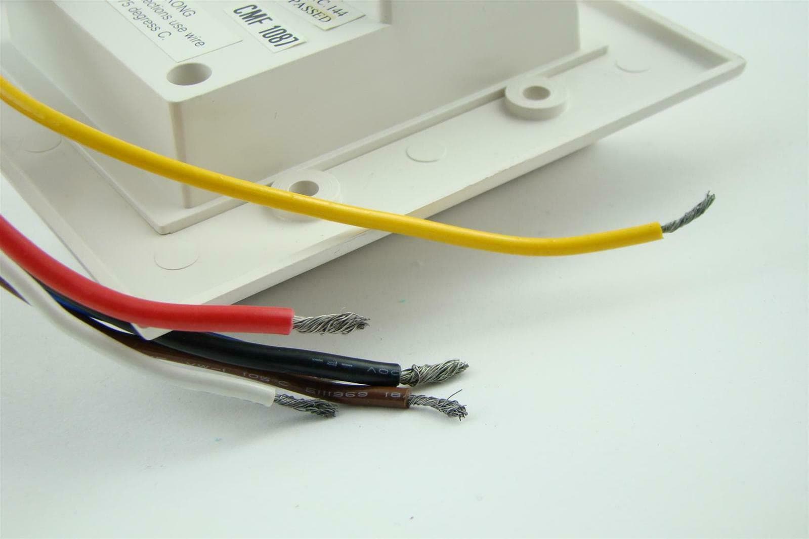 NuTone 24 hour digital Programmable timer 15 Amp 120V AC HST-24 6