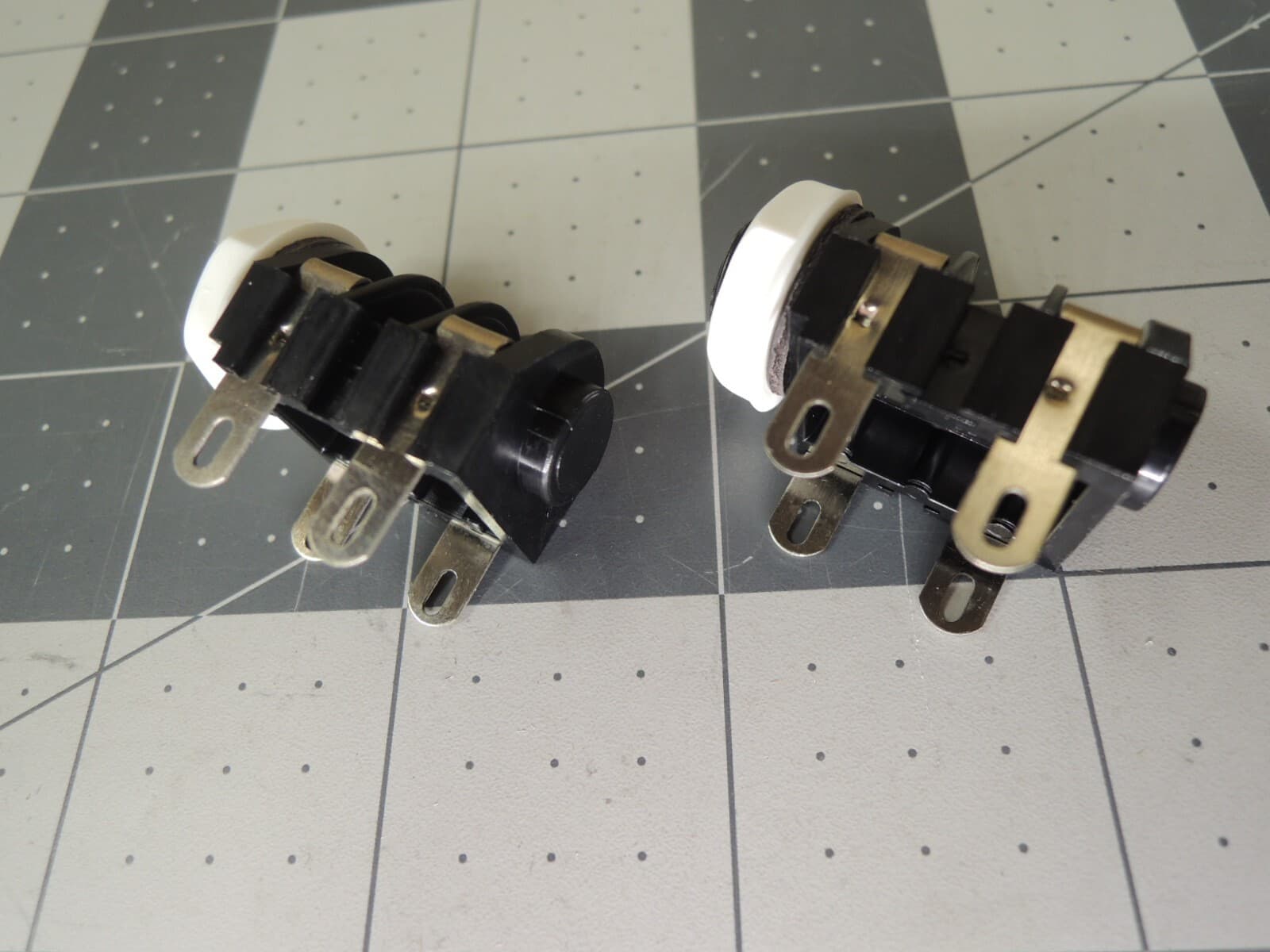 Two New 1/4" 'Cliff' Input jacks For Vox AC-15 & AC-30 Amplifiers w/ White Nuts 6