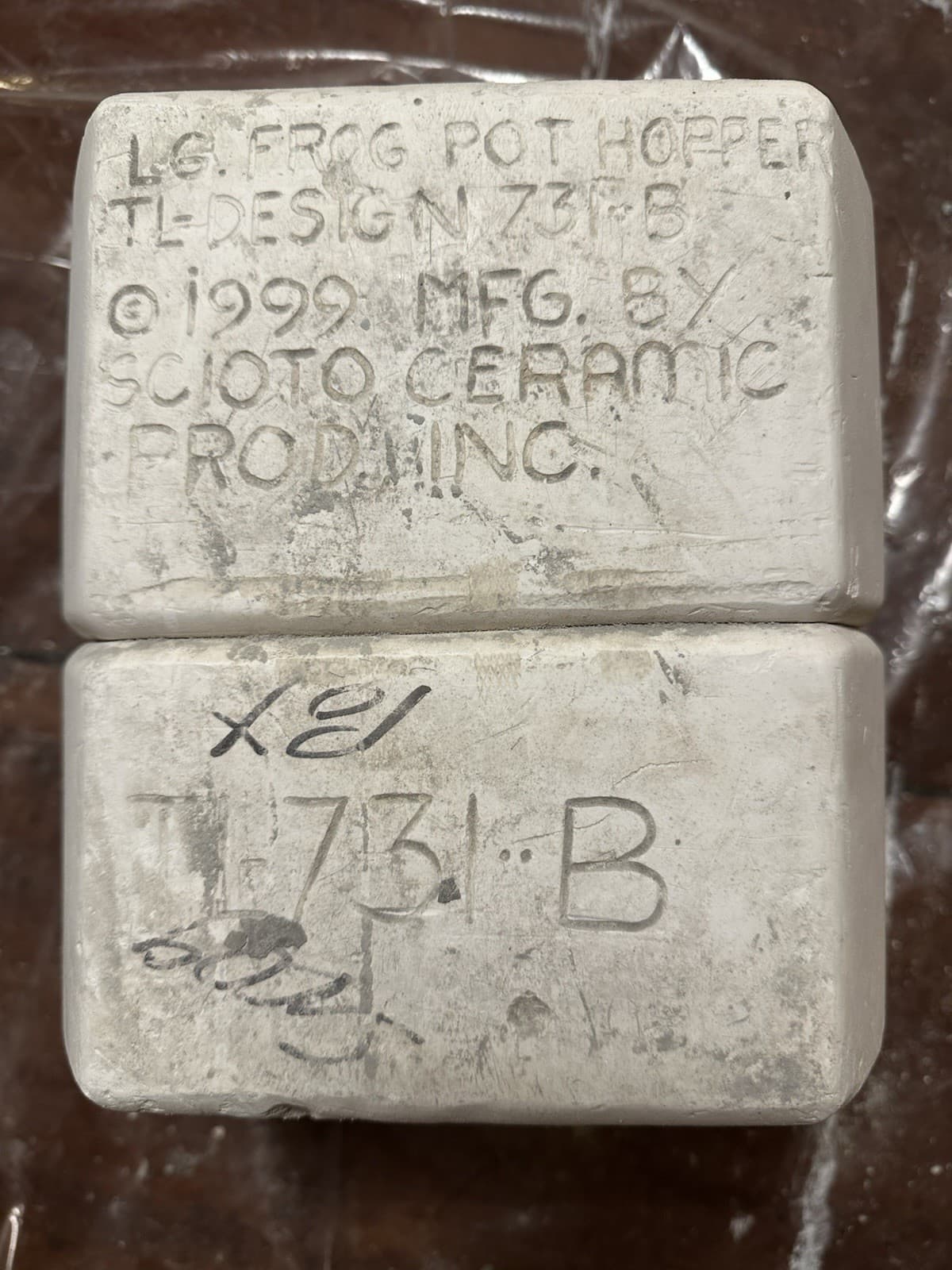 TL-Design MFG By Scioto Large Frog Pot TL-731B Ceramic Slip Mold See Photos!