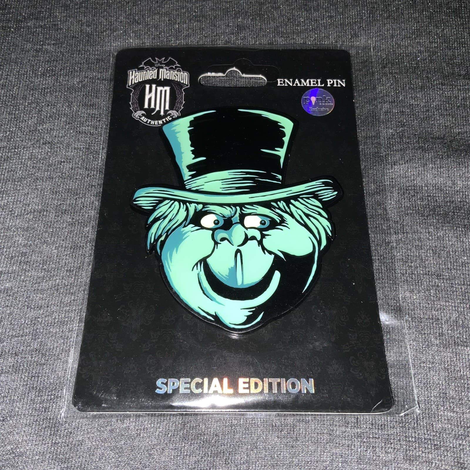 Pink a la Mode Haunted Mansion PHINEAS Hitchhiking Ghost GITD LE300 3” Pin NIP
