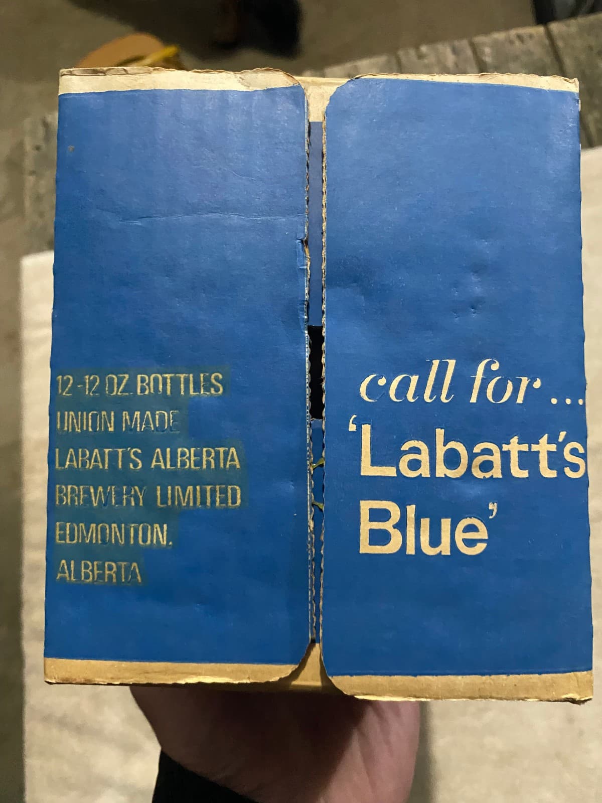 Vintage 1970s Labatt’s Blue Imported Beer Cardboard Box 12 Pack Canadian Rare 5