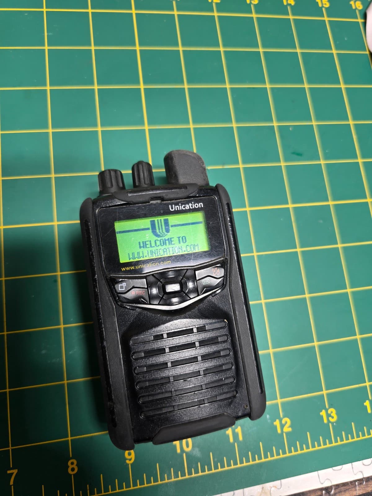UNICATION G1 UHF PAGER RECEIVER w/ Charger and programmer  495-512 MHz USED
