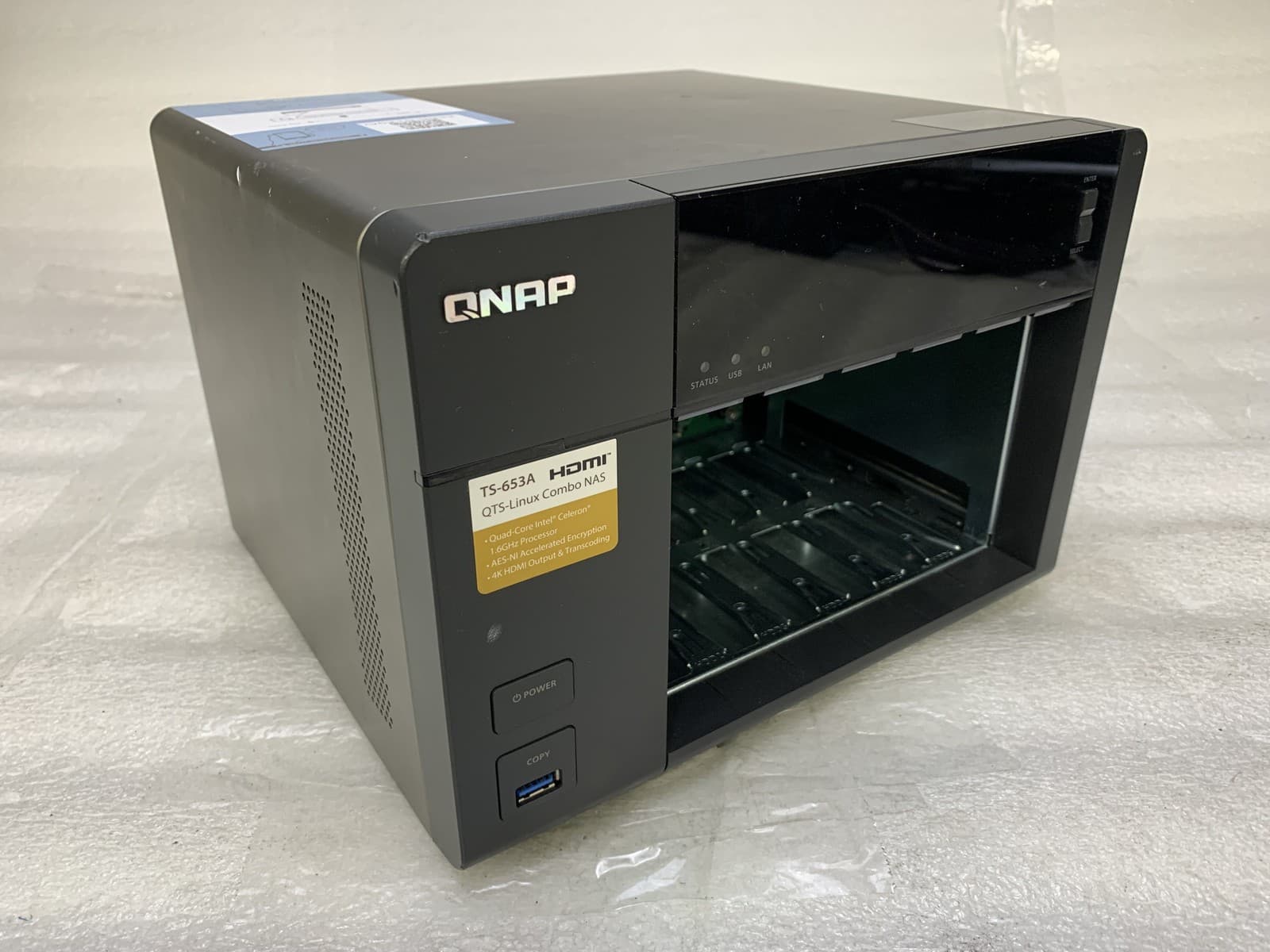 QNAP TS-653A Network Attached Storage (NAS) Server NO CADDYS\HDD - 8GB RAM