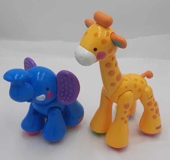 Fisher Price Amazing Animals Click Clack Giraffe & Elephant Sensory Poseable Toy