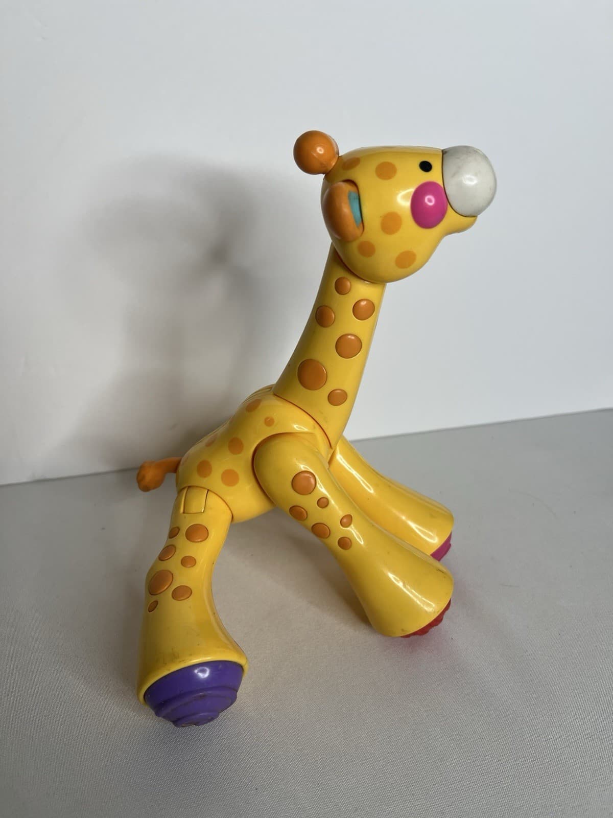 Fisher Price Amazing Animals Clicking Giraffe  Sensory Click Toy-9"" 3