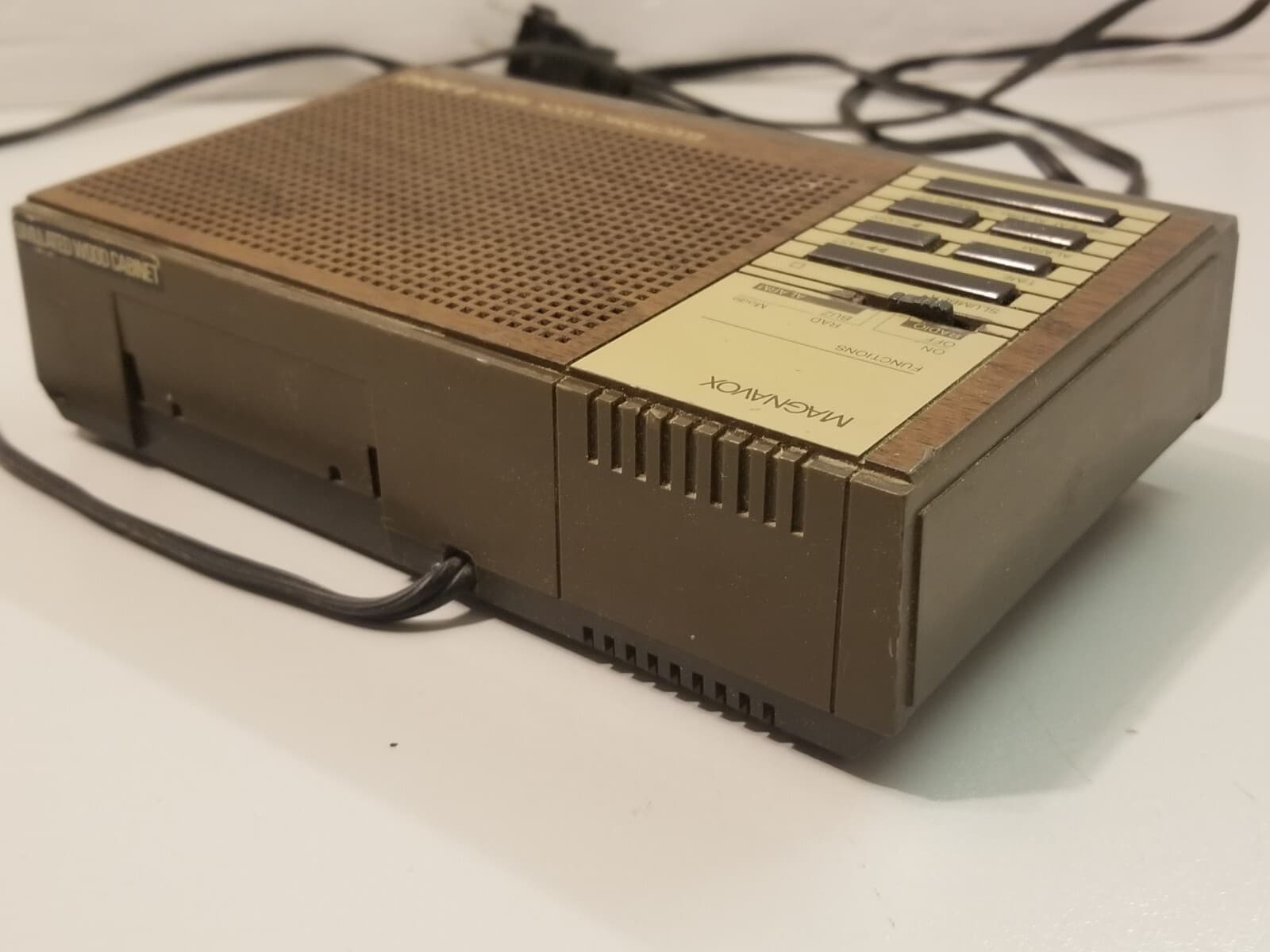 Magnavox Electronic Clock AM / FM  Radio D 3040 / 17S Tested Works 6