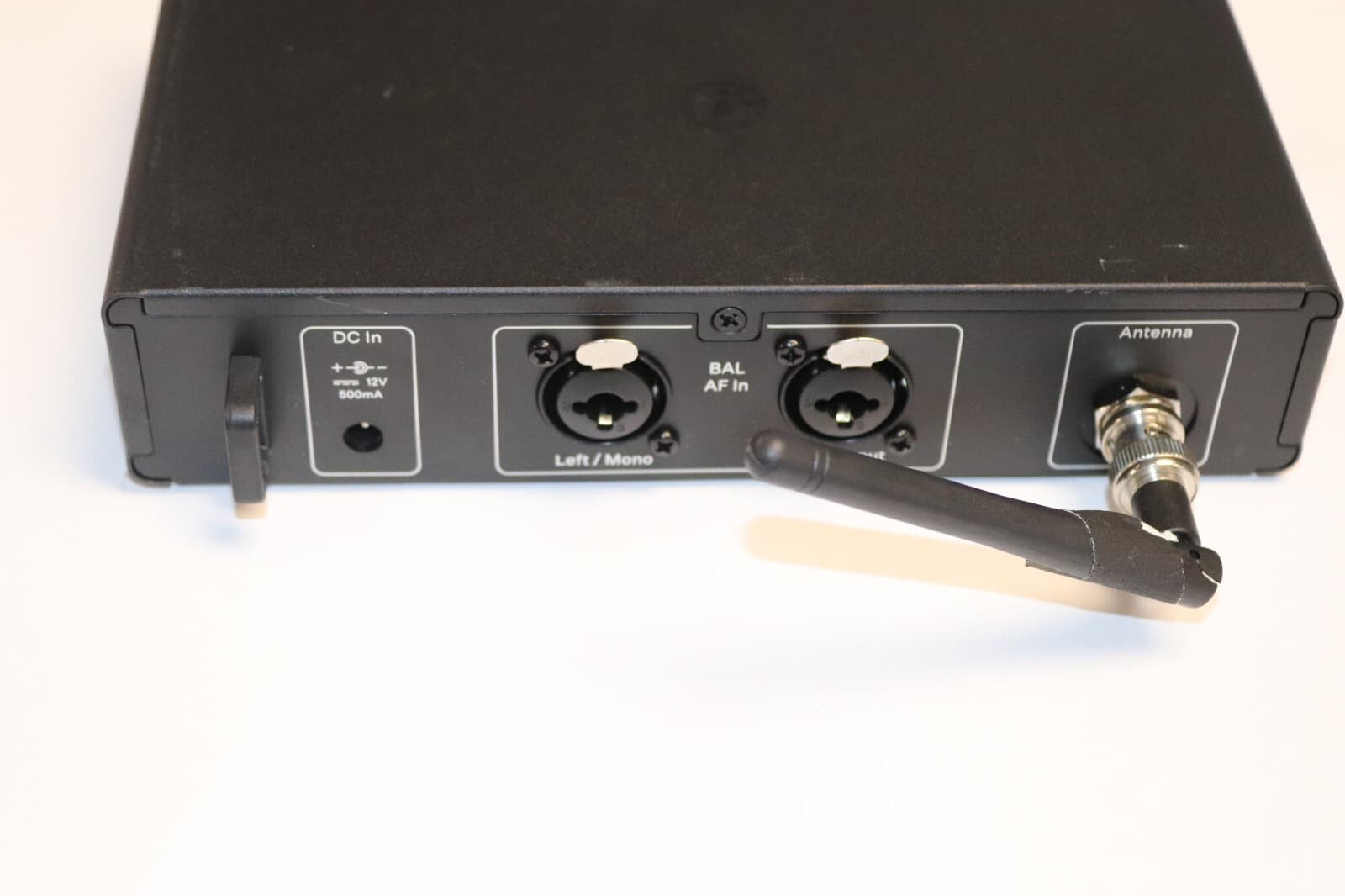 Sennheiser XSW IEM SR Stereo Wireless Transmitter - A Band  476-500Mhz (1) 6