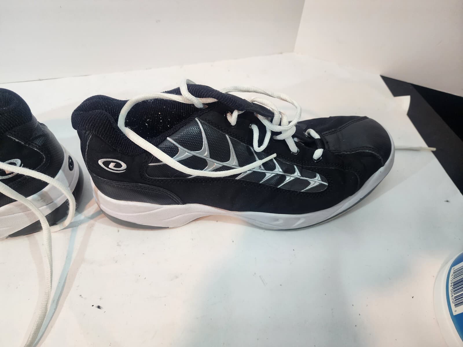 Dexter #B2006-11 Size 8 Men’s Bowling Shoes Black & Gray w Ebonite Dry Dogs 2