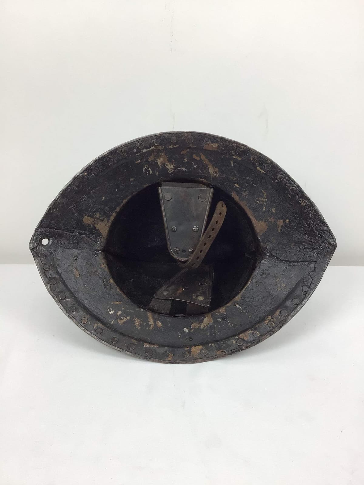 17th-Century English Civil War Pikeman's Helmet with Original Black Paint 3