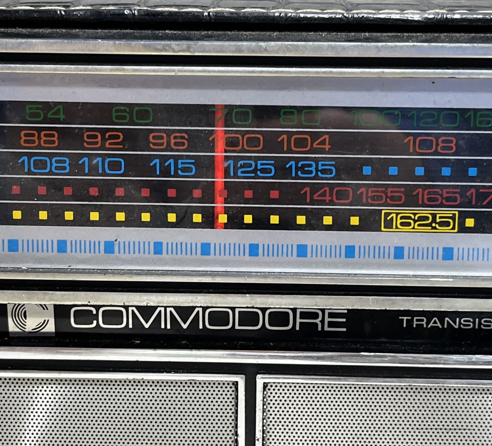 Commodore Transistorized/Solid State AM/FM Radio Not Working 3