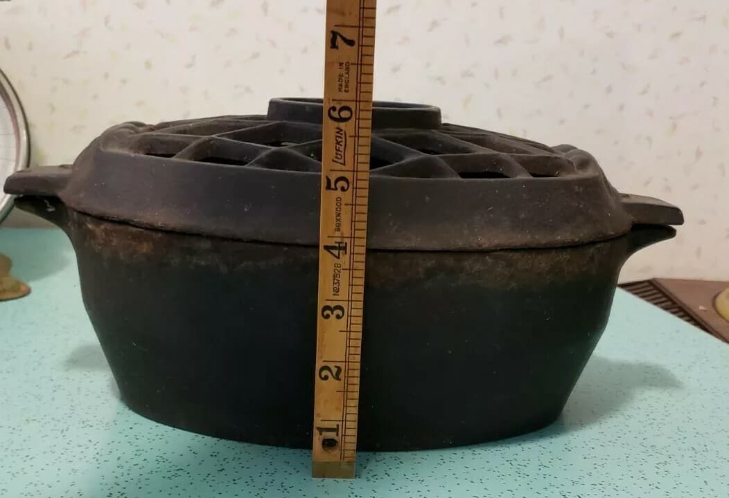 Vintage Cast Iron Steamer 6