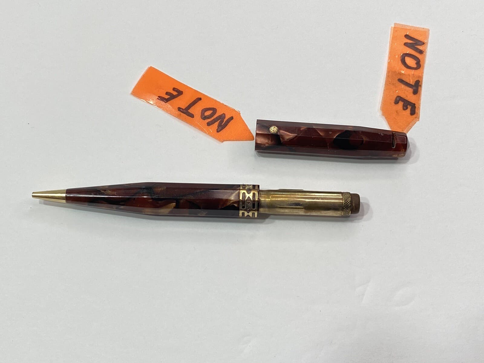 EVERSHARP DORIC WINE RED GOLD EMBLEM MECHANICAL PENCIL  MISSING THE TRIM  5