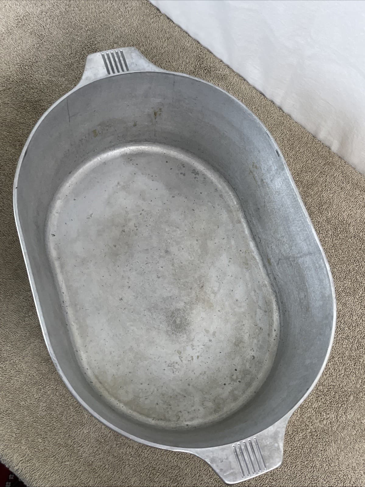 Vintage Magnalite Classic Oval Aluminum Roaster 15" 10 qt. Dutch Oven w/ Lid 3