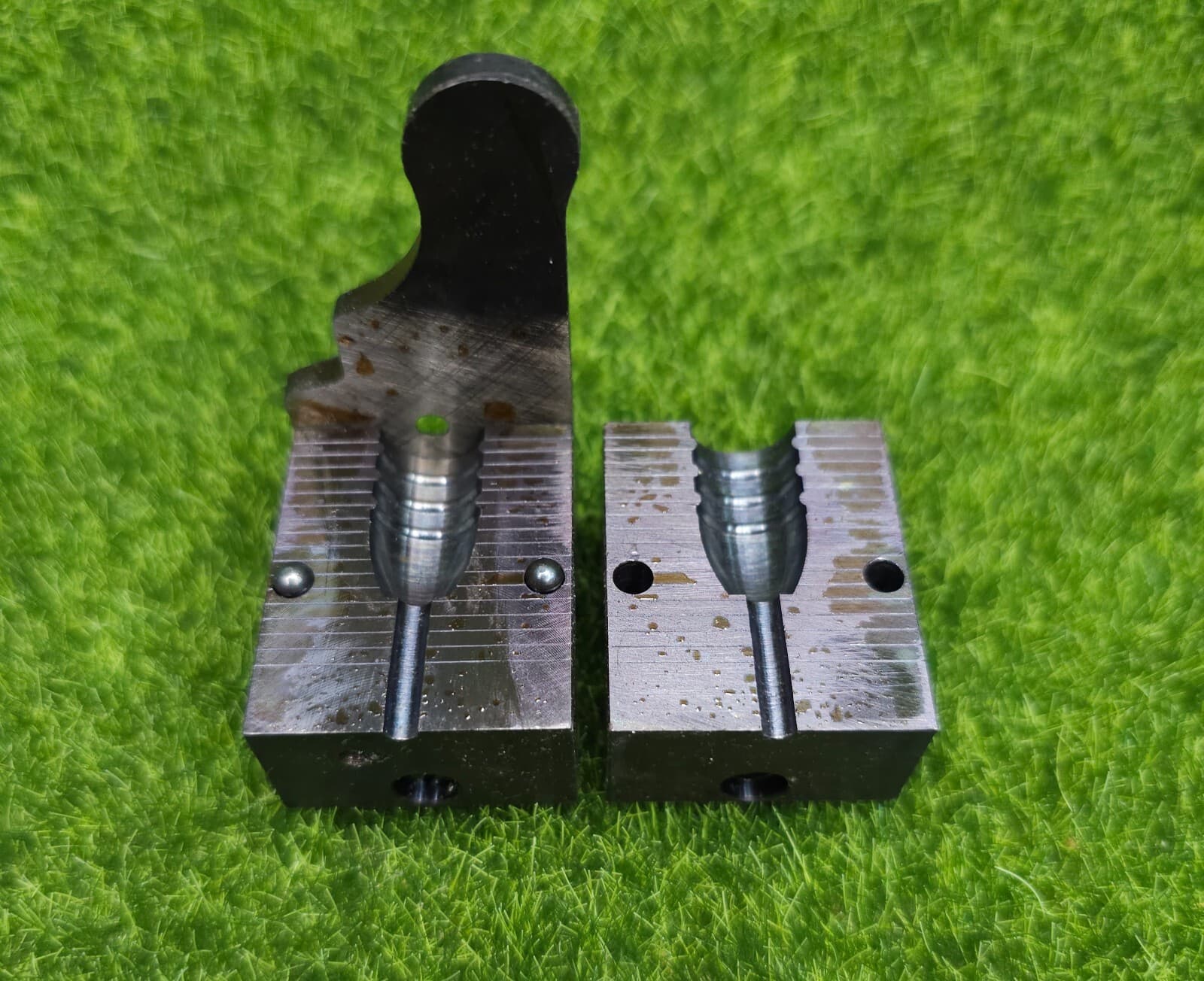 Lyman Single Cavity Hollow Point Flat Nose Mould .45 Cal 330gr 457122 - 2650122 3