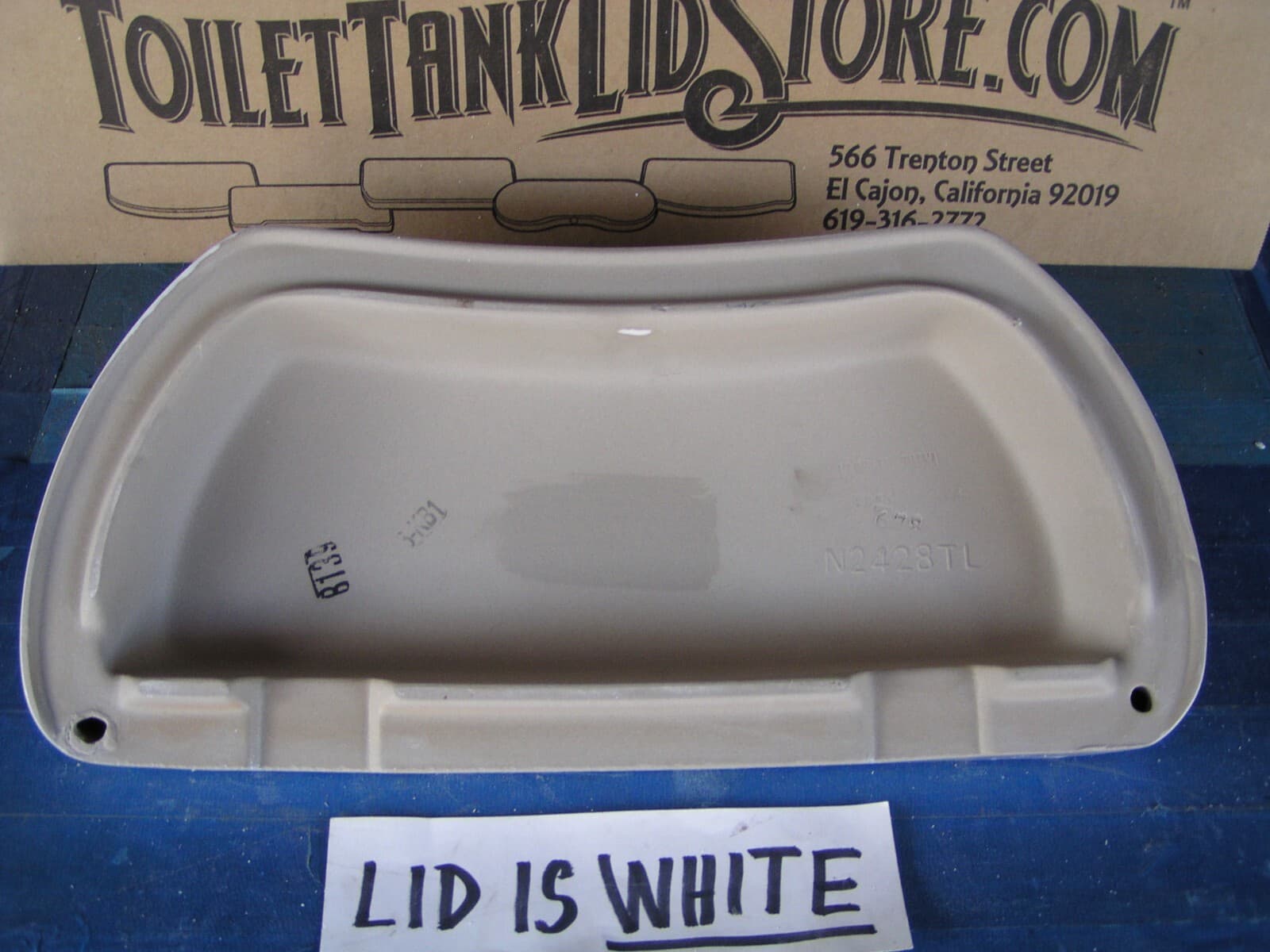 Glacier Bay N2428TL Toilet Tank Lid N2428  fits 340-995 tank WHITE  NEW  18D 3