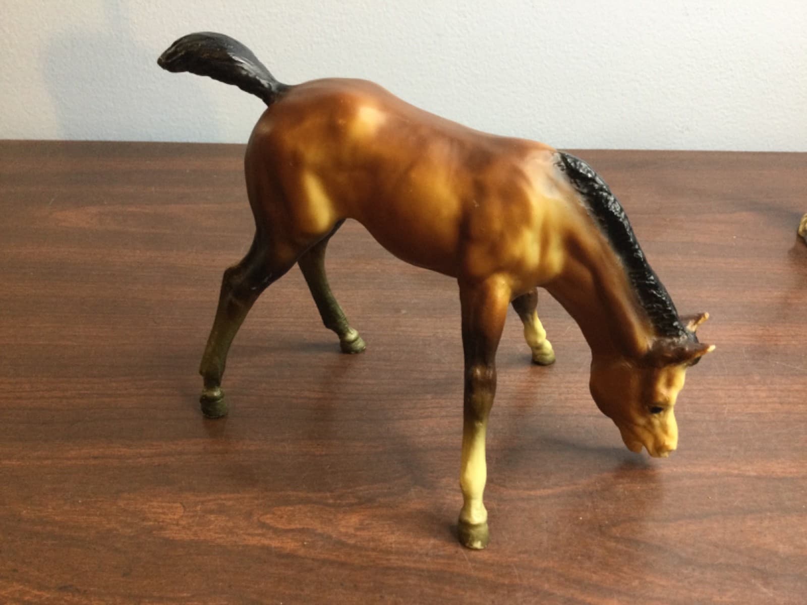 Breyer Horse Pony Traditional Grazing Bay Foal Colt Eating Grass Model #151