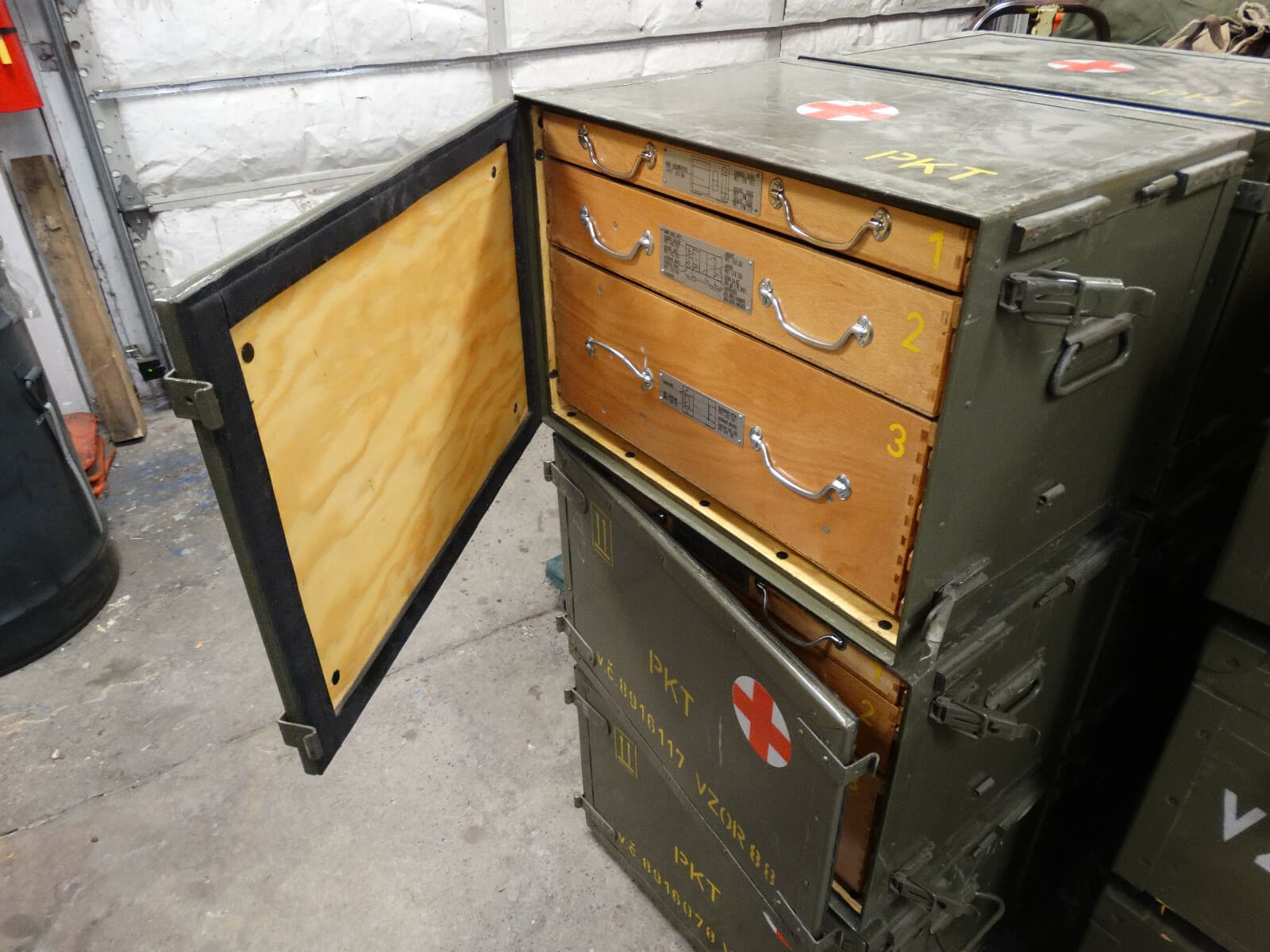 Czech Army Medical Box w/Hinged Door 2