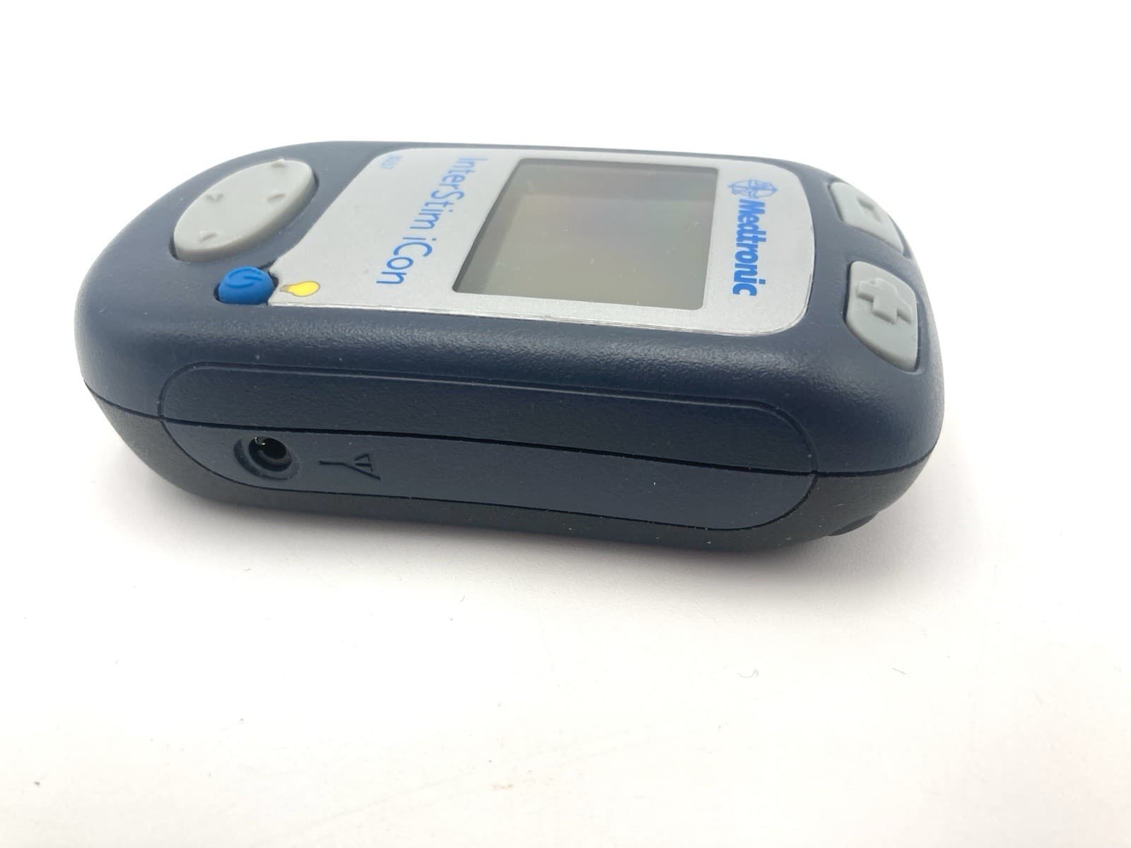 Medtronic InterStim iCon 3037 Patient Programmer Powers On 3