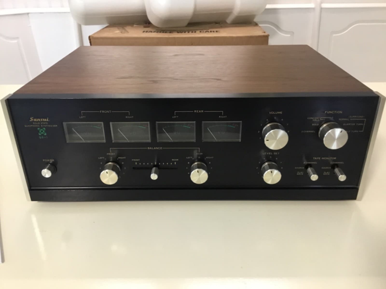 Sansui QS-1 Quadraphonic Synthesizer - 2 / 4 Channel Processor in Mint Condition 4