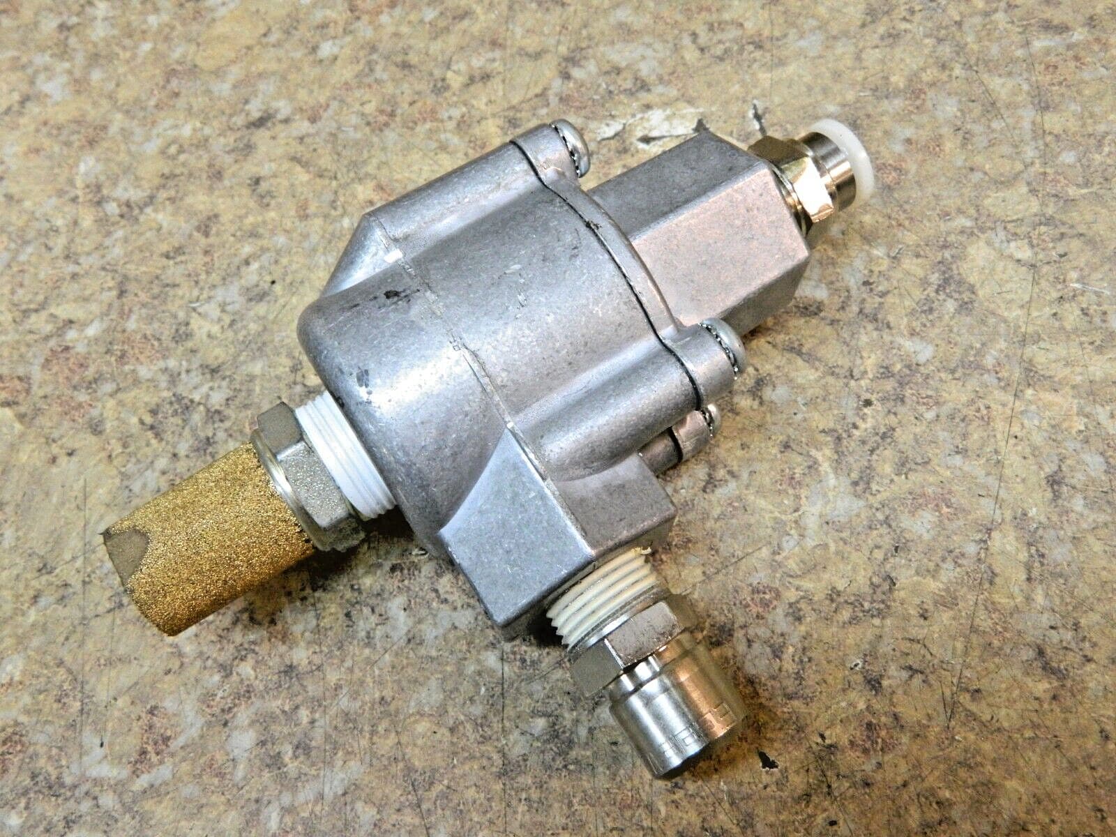 HUMPHREY QE4 Quick Exhaust Valve 1/2" NPT