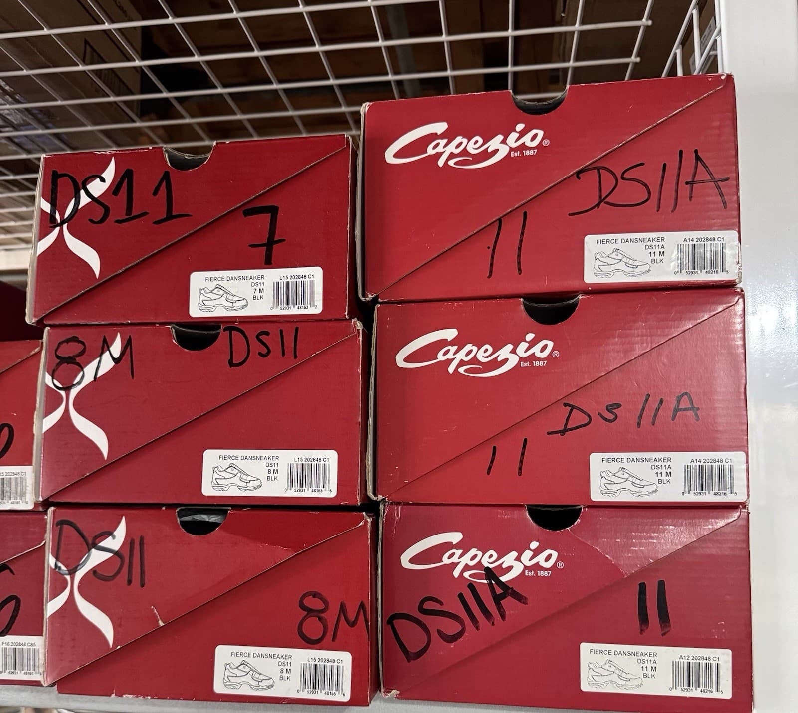 Capezio Unisex Black Fierce Dansneaker Hip Hop Dance Shoes Sizes 1.5 to 11 4