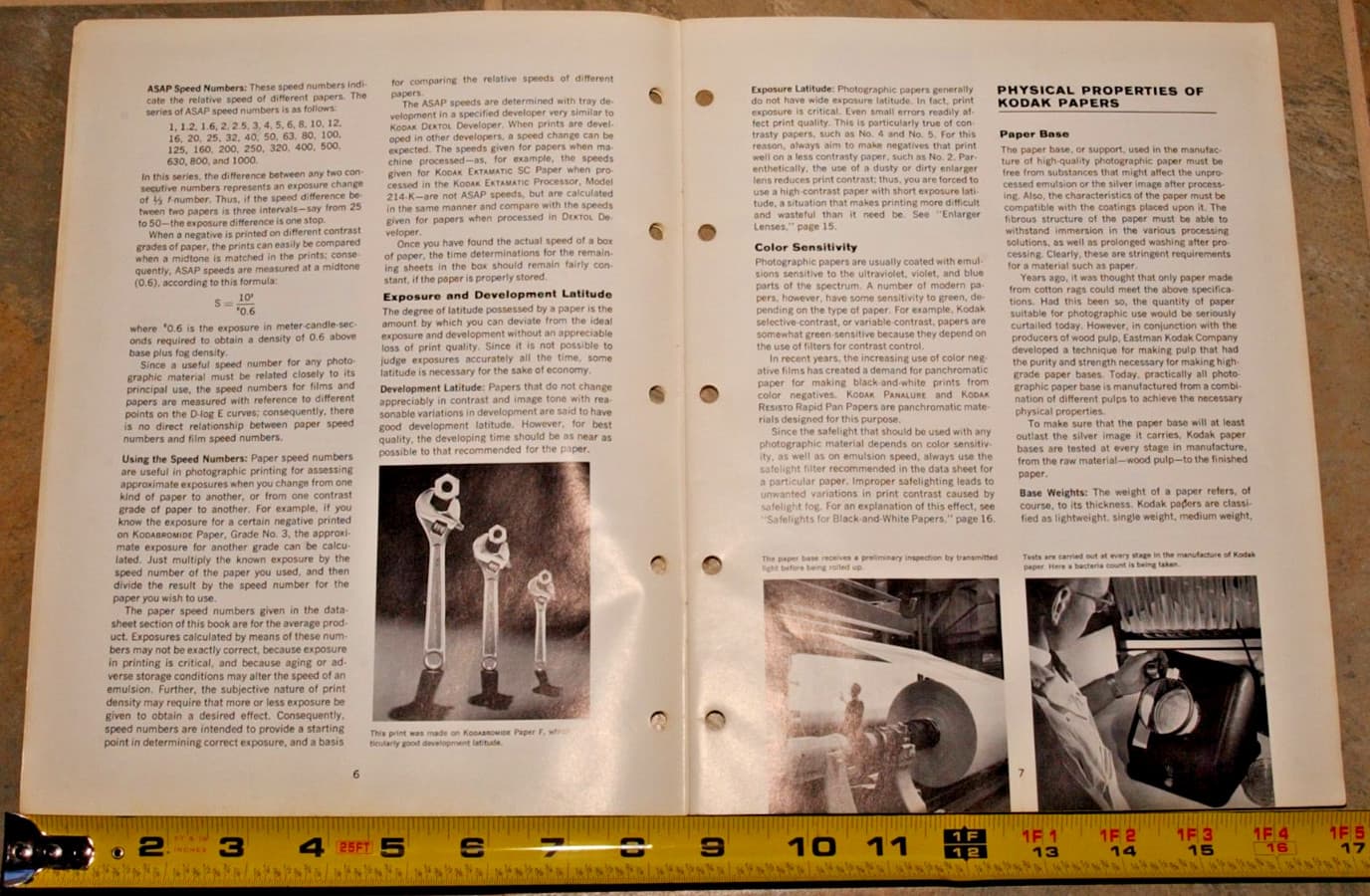 1976 Kodak B & W Photographic Papers Data Booklet First Edition , 28 pages, READ 6