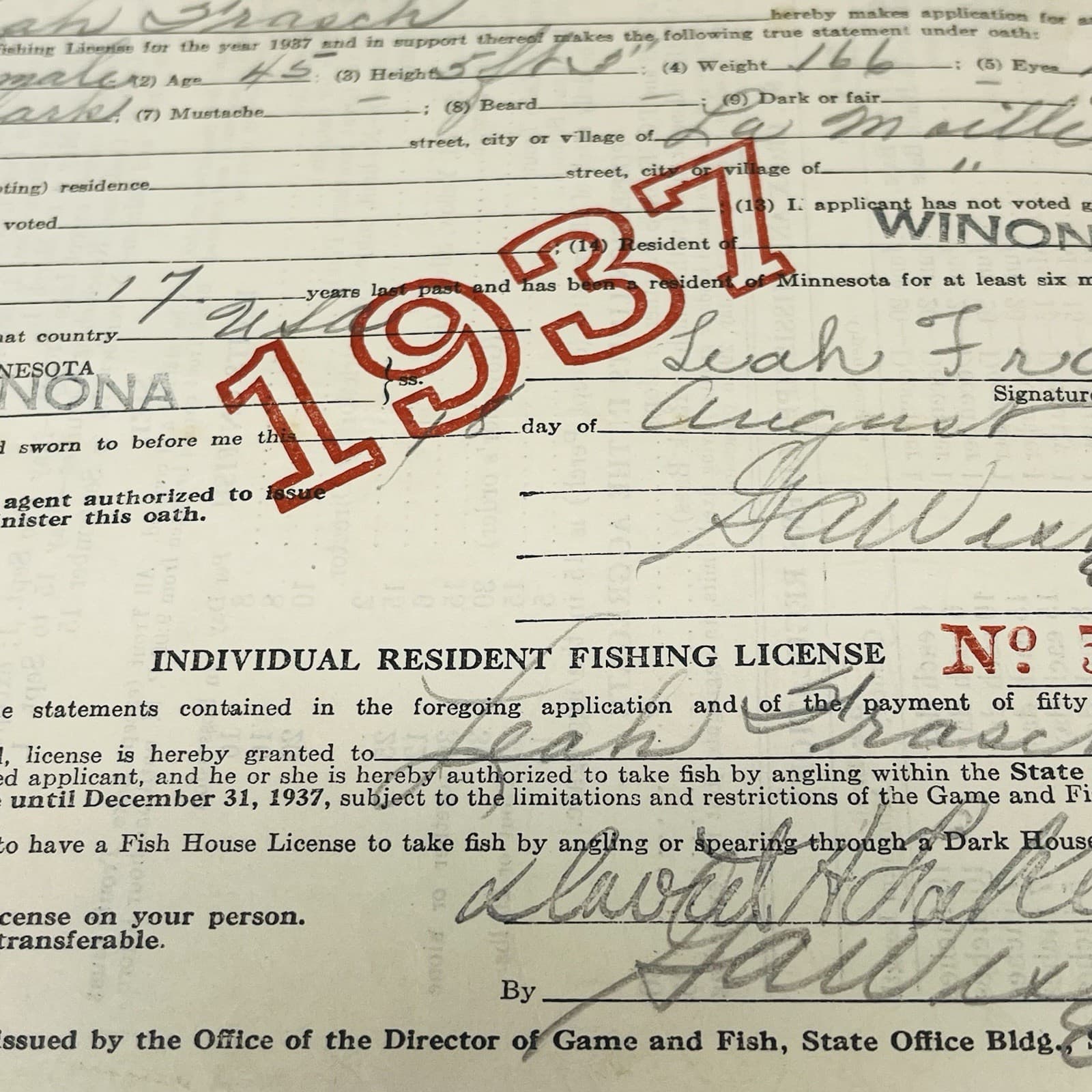 1937 Winona Minnesota Individual Fishing License Wallet Cities Service Oil 2