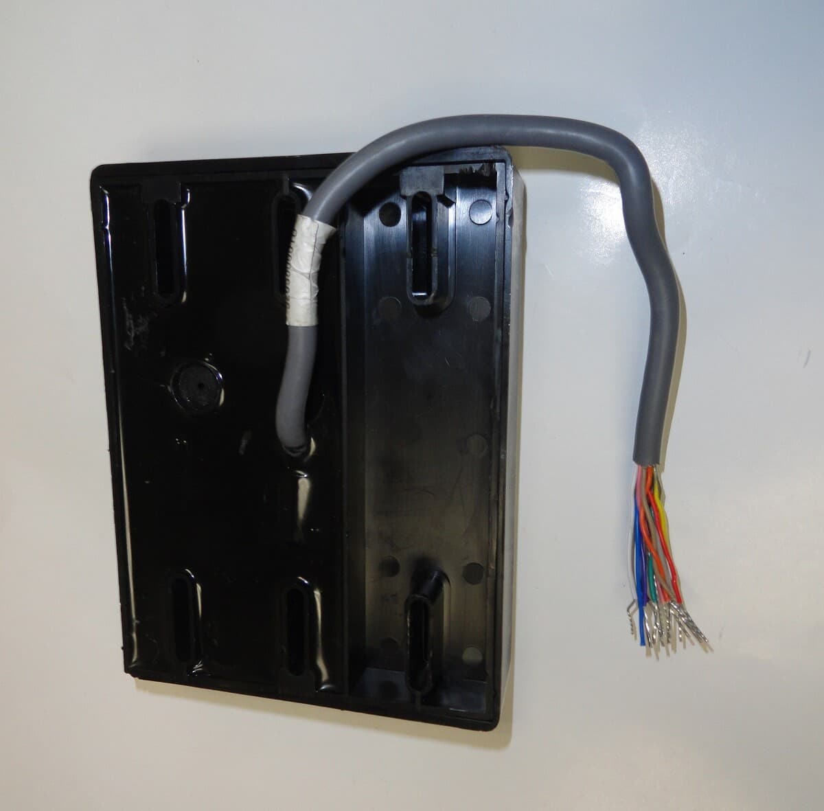 UTC GE Interlogix T-520SW Prox Card Reader, Black. Used. Wiegand Output.   2