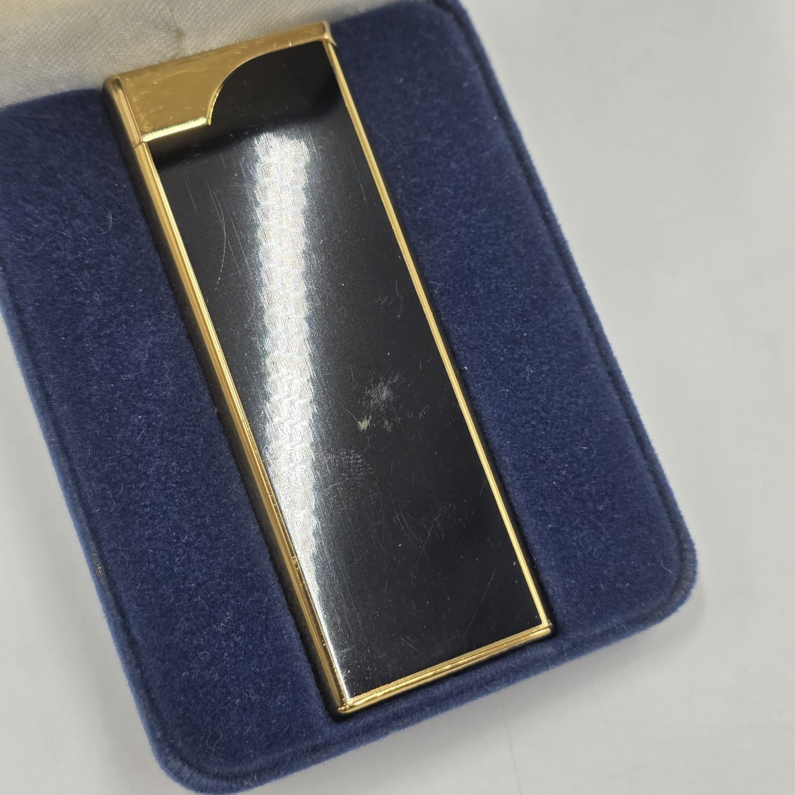 Vintage Colibri Touch Sensor Lighter Black & Gold with Box and Papers Untested 4