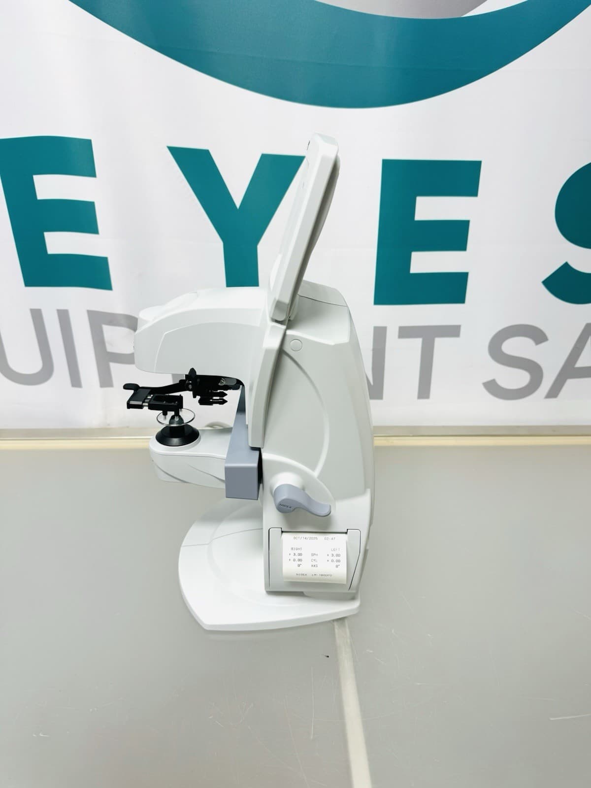 Nidek LM-1800 PD Computerized Lensmeter/Lensometer w/ Built-in Printer 3