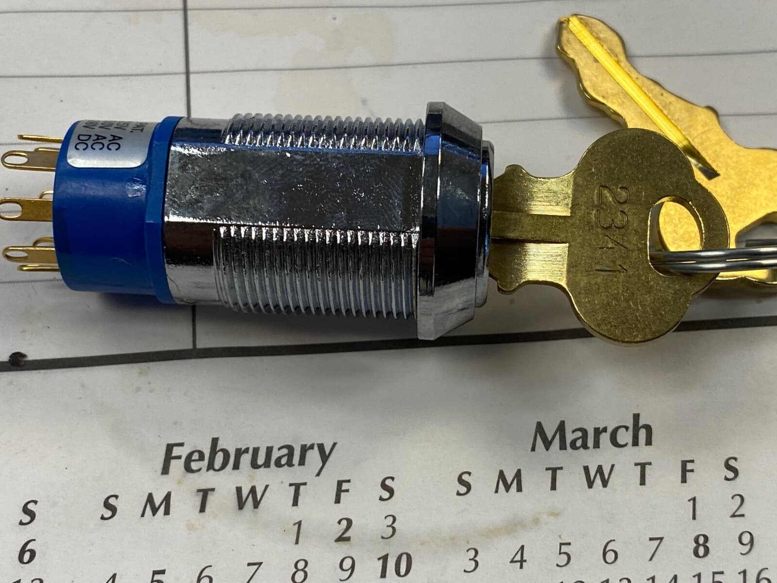 Lot of 25 Electronic Key Switch Lock  JD S SERIES KEYED ALIKE 2341 KEYS NEW 3