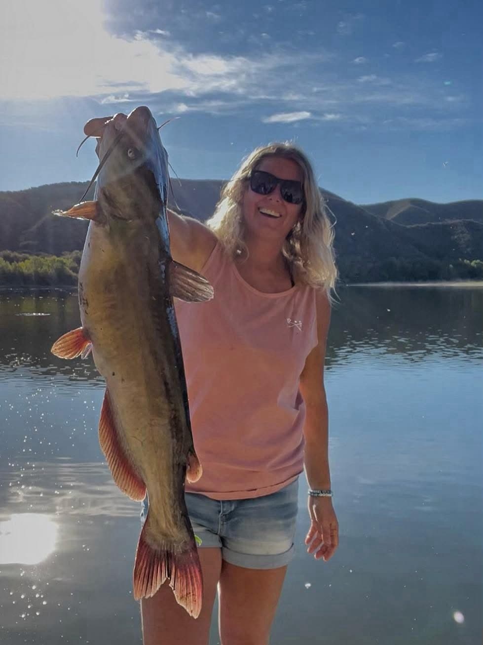 NEW DIPCAT  CATFISH DIP BAIT 8oz BY TA-DA STRONG CATFISH BAIT. 4