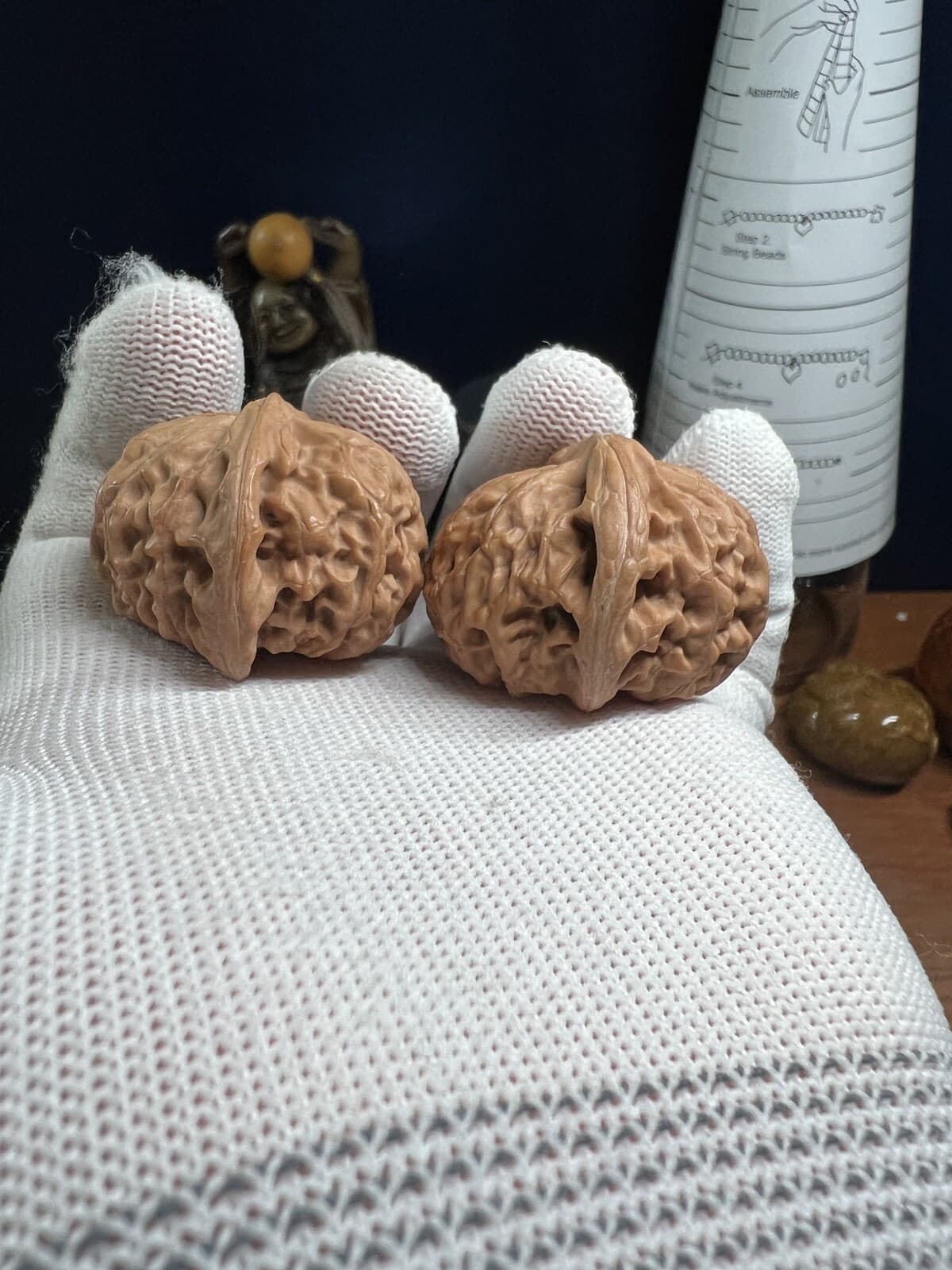 Pair of  Match Chinese Health Walnut 40.5×38×30.5mm 精配宫灯文玩核桃 也叫玉玺 5