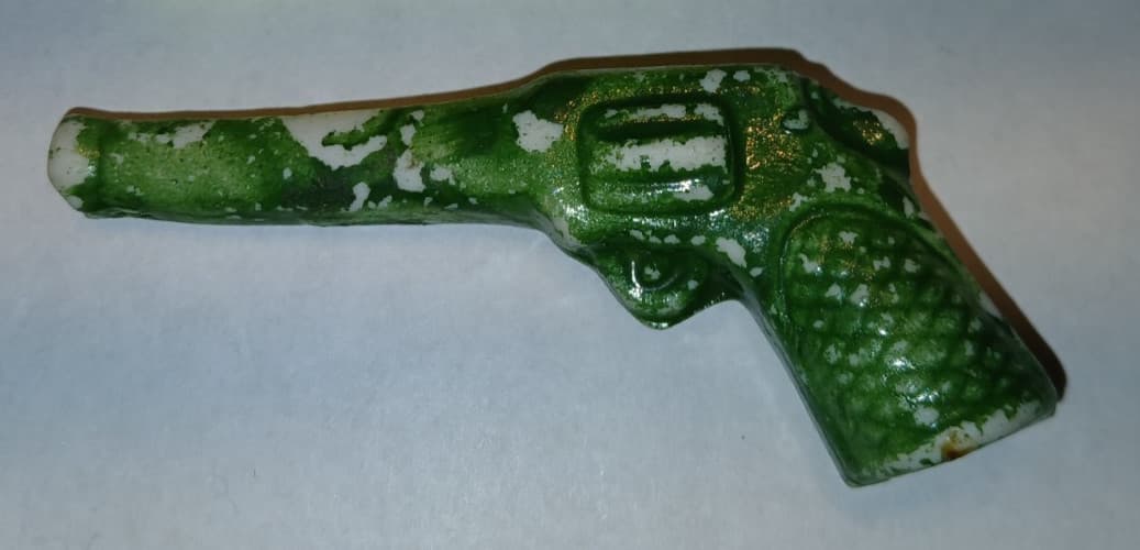 Cracker Jack Lot 472 - Green Gun Smoking Pipe 3" 2