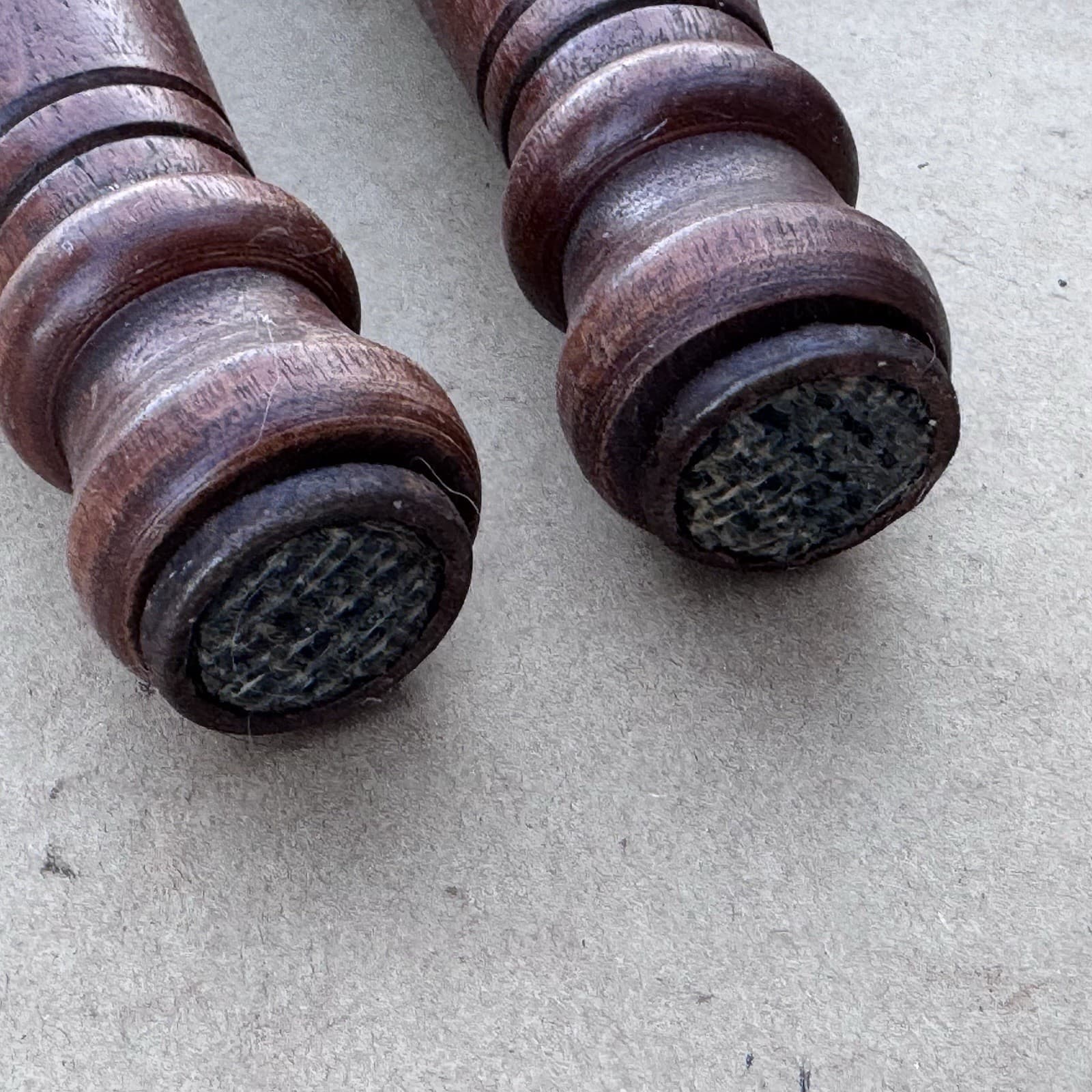 4 Vtg 9” Mid Century Wooden Turned Tapered Furniture Legs Stool w Brackets 2