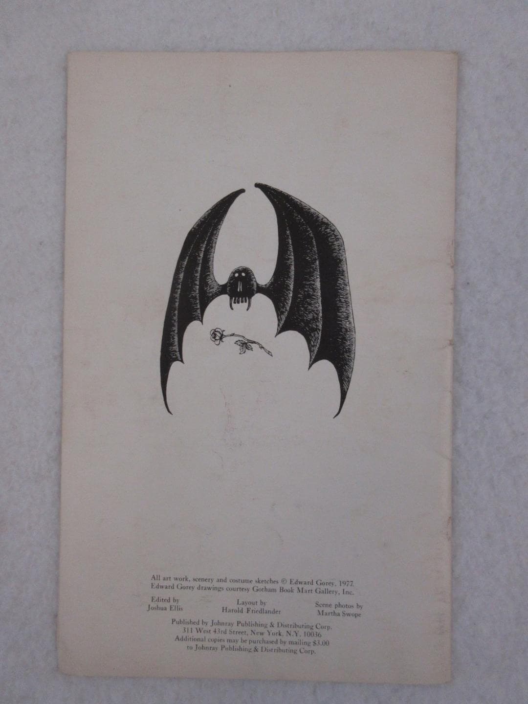 DRACULA Frank Lagella Edward Gorey 1978 with an AUTOGRAPH by Richard Kavanaugh 2
