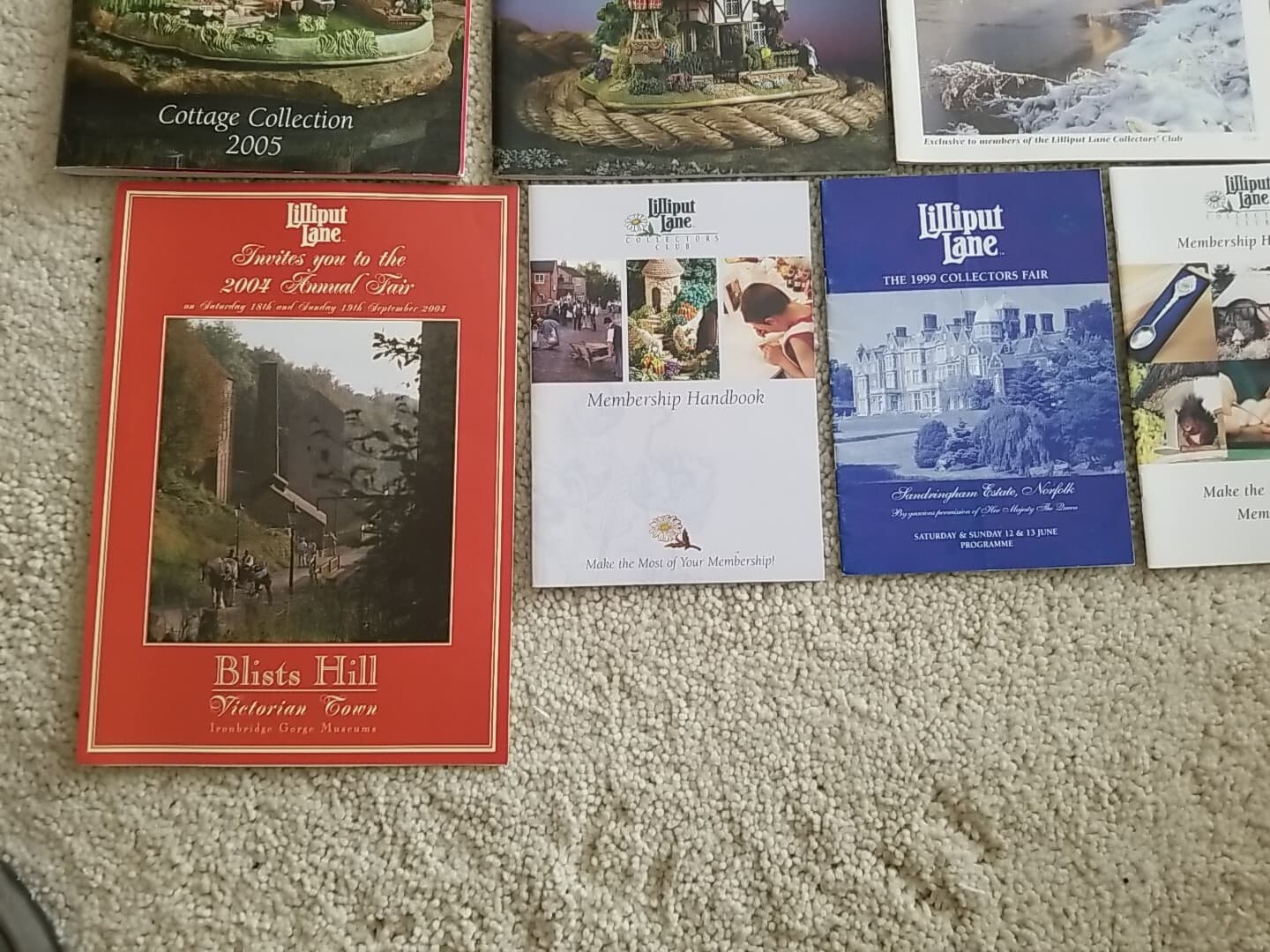 Lot Of 13 Lilliput Lane Gulliver's World Collectors Magazines & Catalogs 4