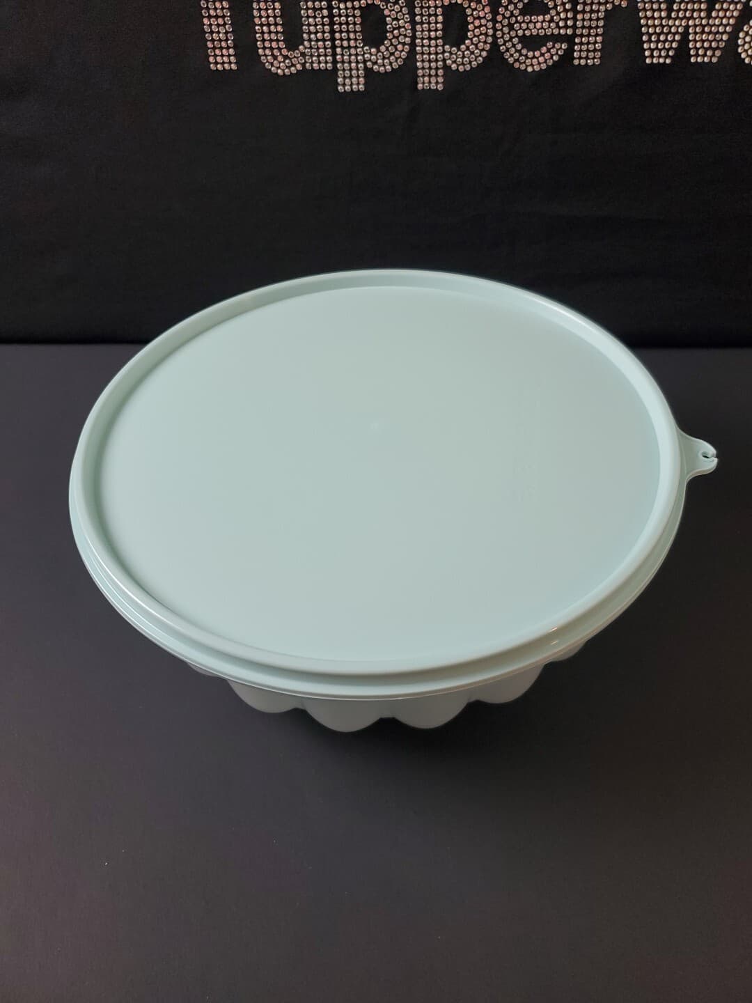 Tupperware Jel Ring Mold 1.5 L/ 6 Cups Light Blue Jello Mold blue 2