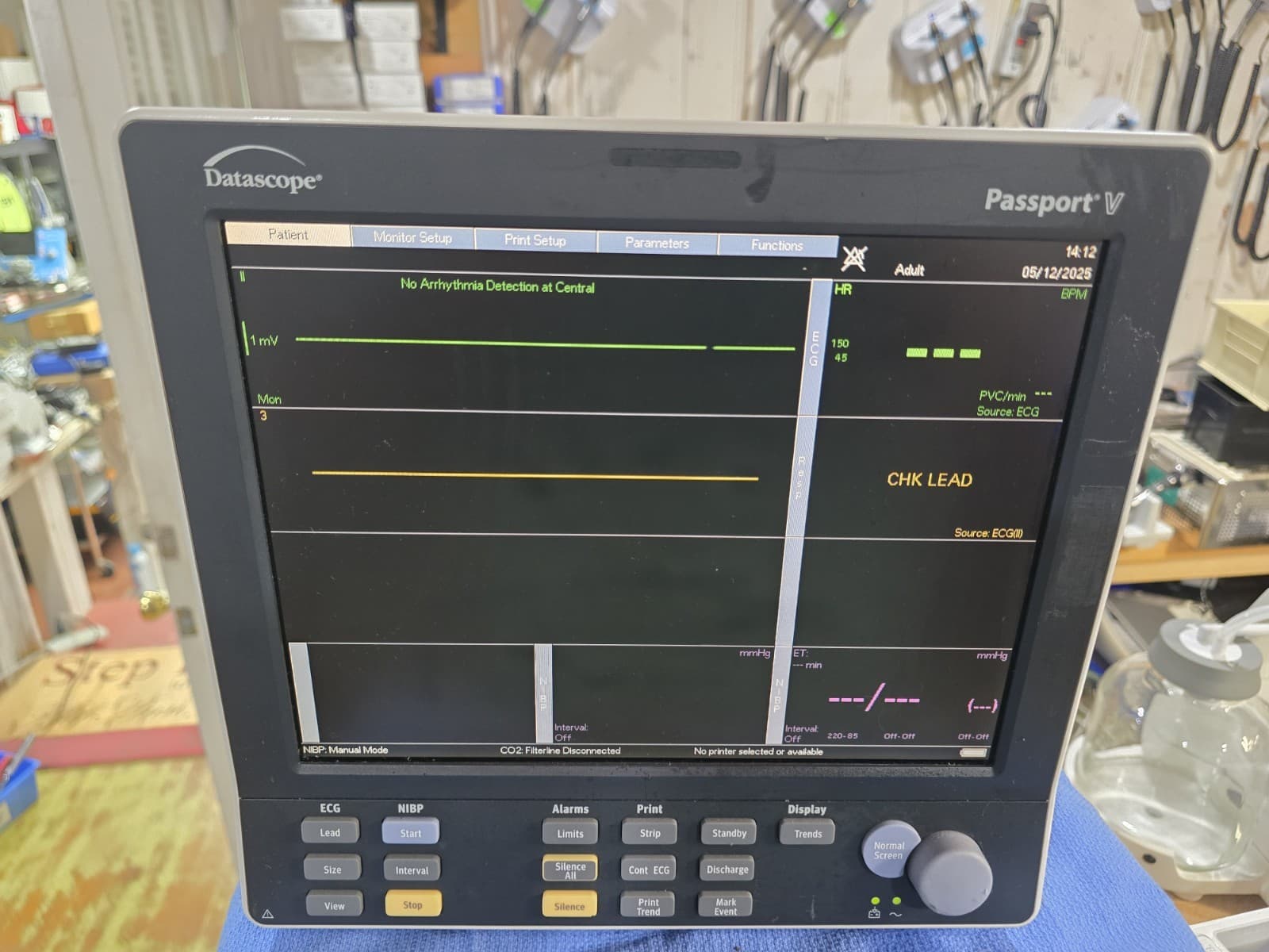Datascope Passport V patient monitor with Microstream CO2 Excellent Condition  5