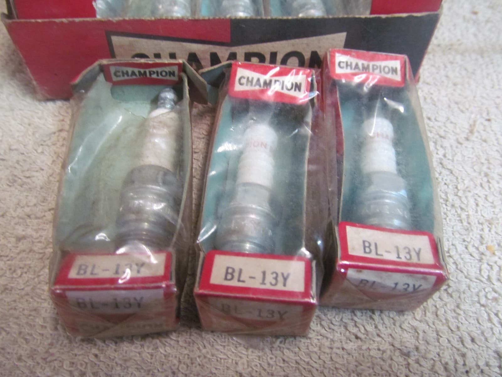 (8) NOS CHAMPION SPARK PLUGS, BL-13Y, 14 MM, IN THE ORIGINAL BOX, USA MADE. 4