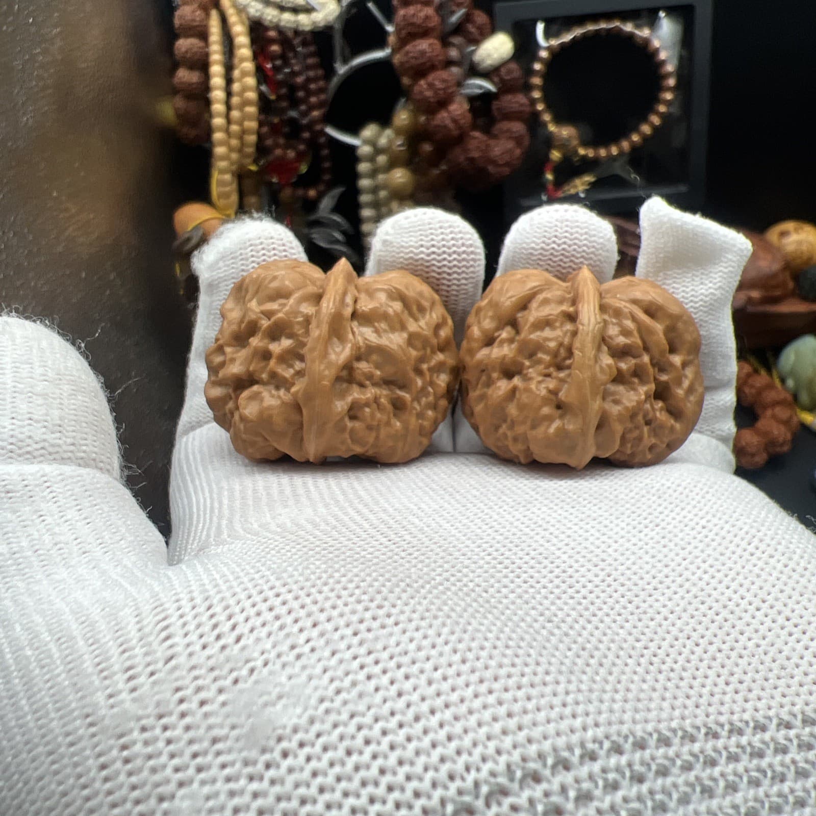 Pair of  Match Chinese Health Walnut 36×38×31 精配文玩核桃金蟾蛤蟆头 3