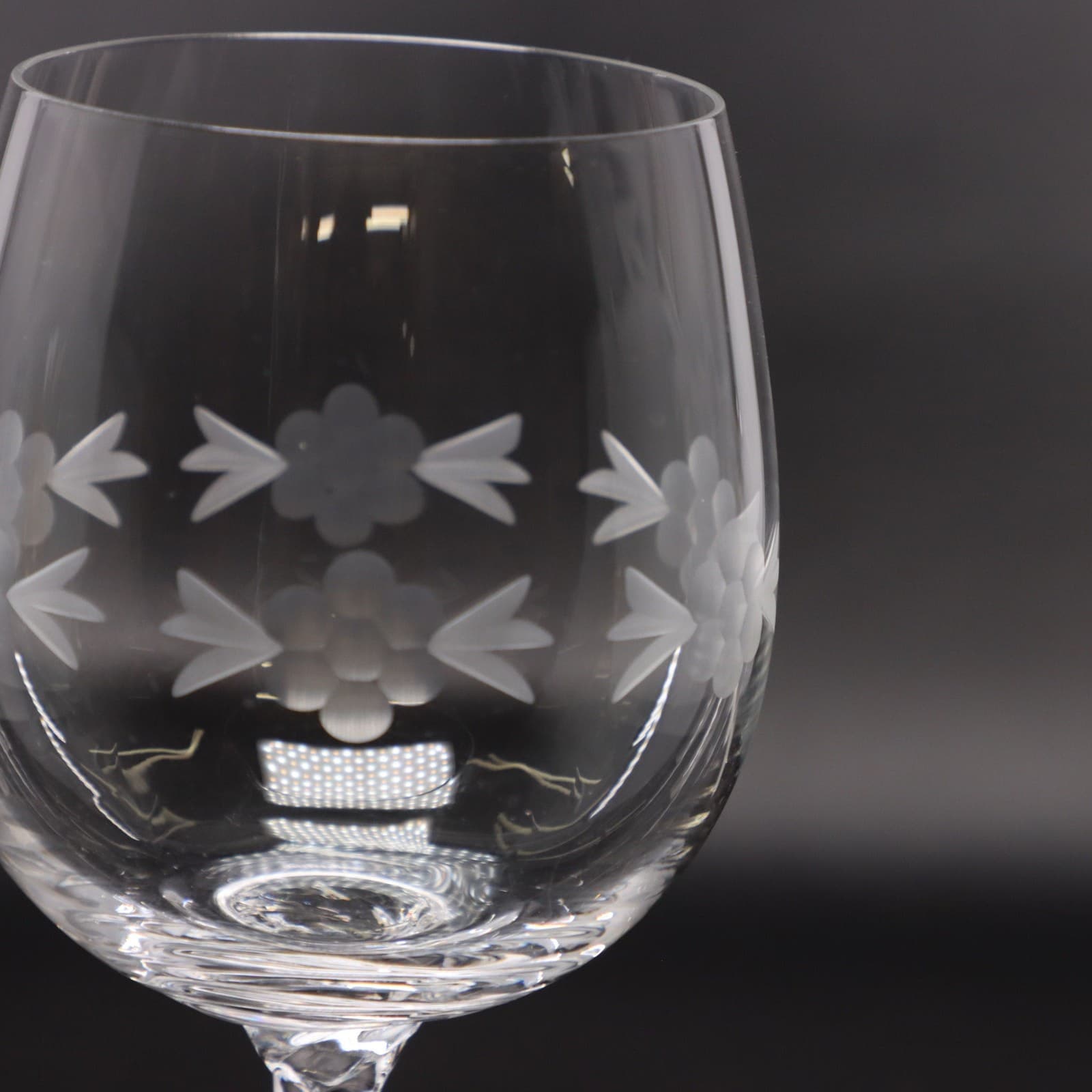 Flower Etched Crystal Wine Goblet Glass 7 3/4" Vintage  2