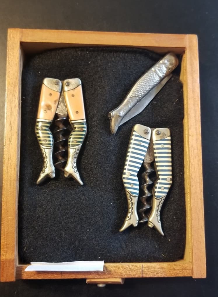 ANTIQUE GERMAN HALF NAKED LADY LEGS CORKSCREW 1800'S NICE 3 In GLASS DISPLAY BOX 4
