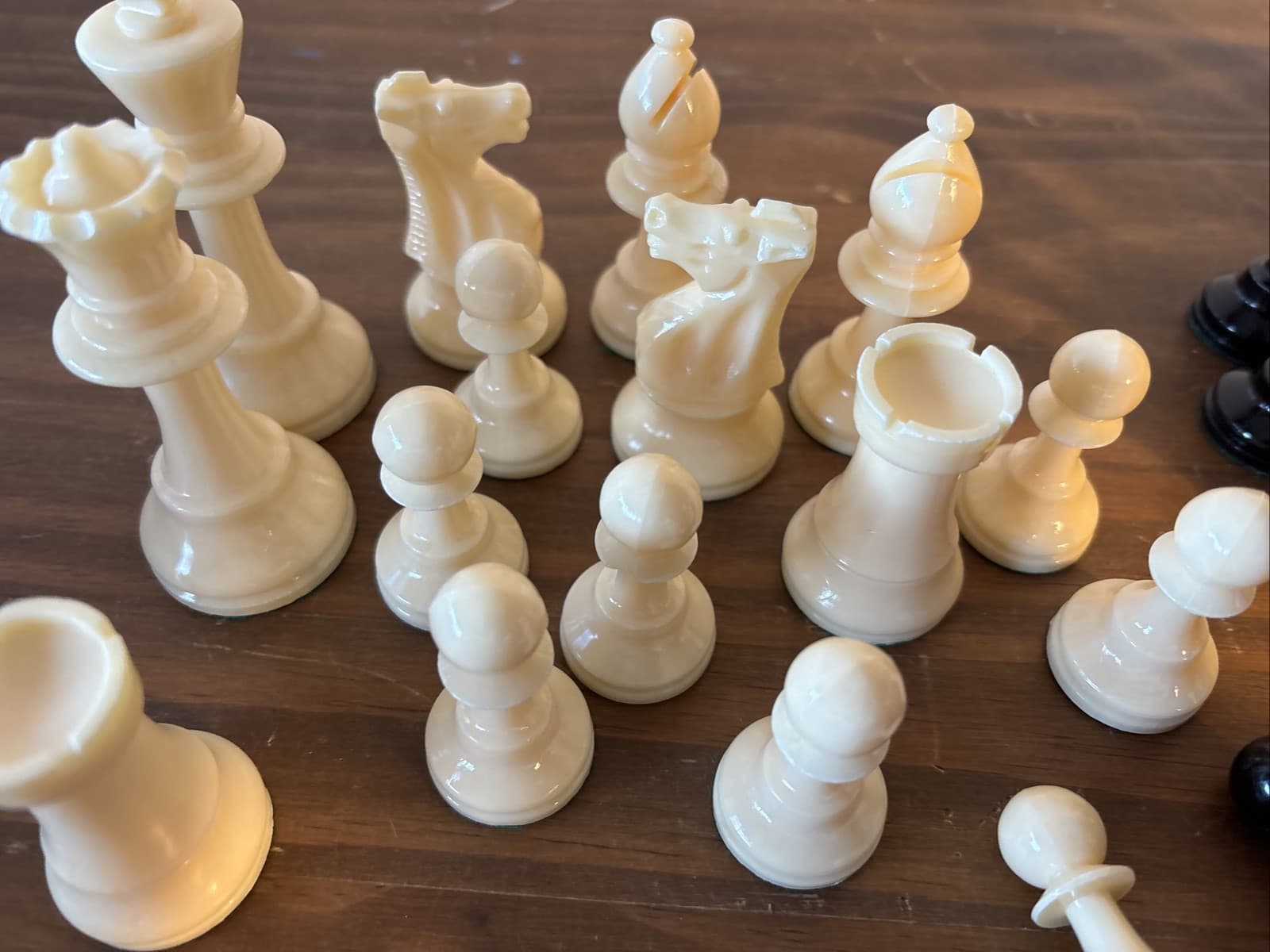 Vintage classic chess pieces plastic - complete No Board 3
