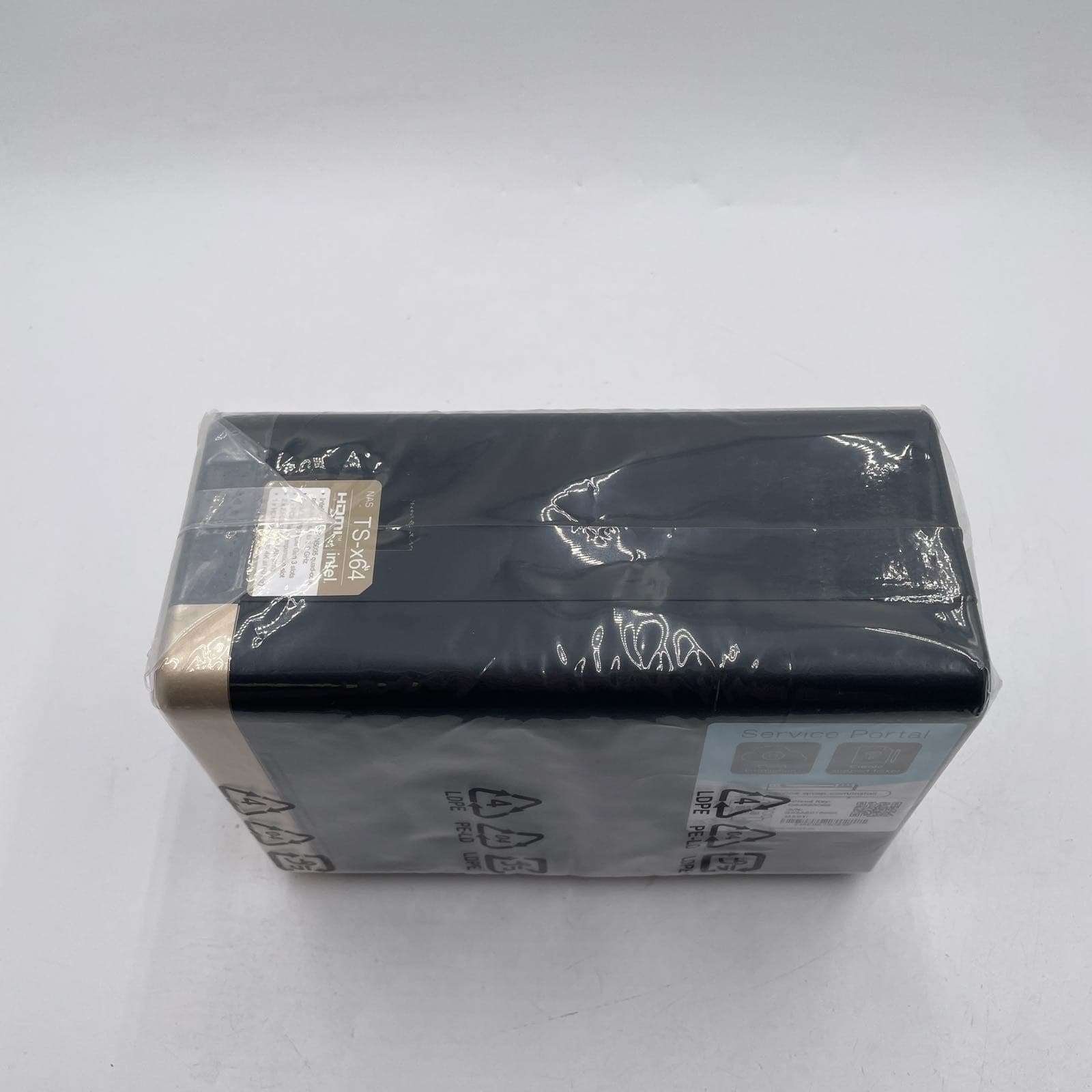 QNAP TS-264-8G-US 2 Bay High-Performance Desktop NAS (Diskless) 5