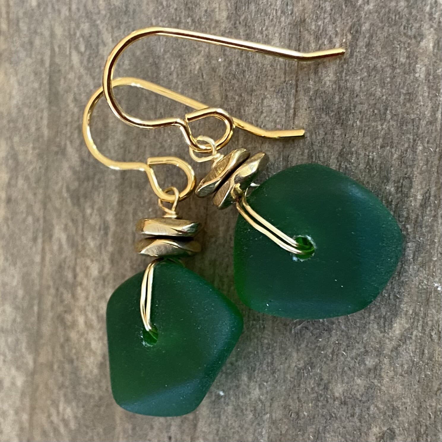 Min Favorit Emerald Green Sea Glass Nugget & Gold Pl Artisan Drop Earrings 3